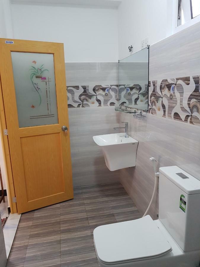 Kelum Homestay Kandy Esterno foto
