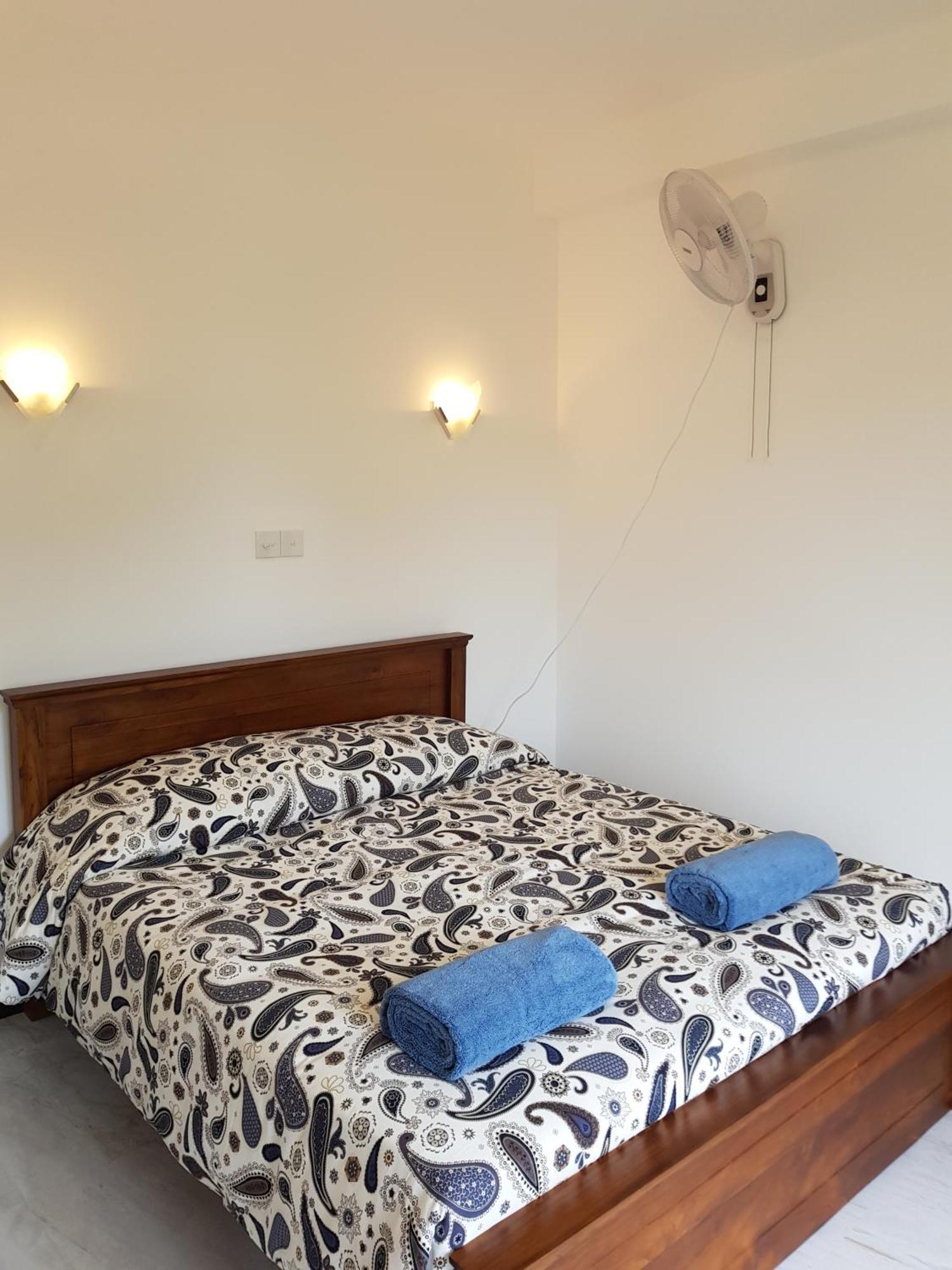 Kelum Homestay Kandy Esterno foto